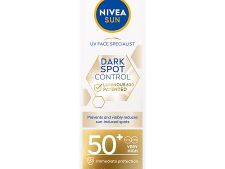 Sun Spot Control Luminous 630® odświeżający fluid przeciwsłoneczny do twarzy SPF50+ 40ml Discount